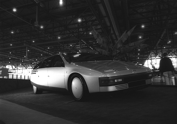 Ford Quicksilver Ghia (1982) - viertürige Studie von Ford und Ghia