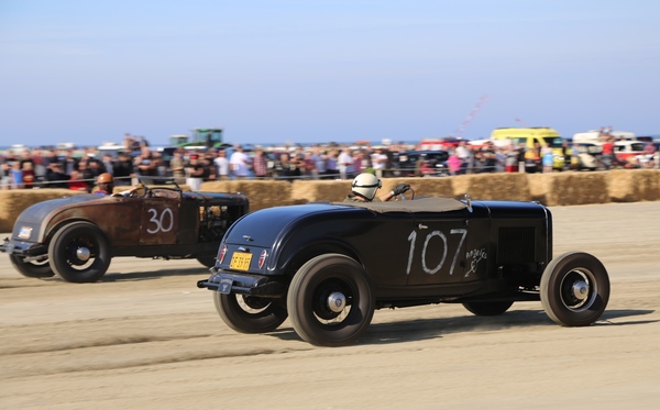 Bild: Ford Roadster (1932)