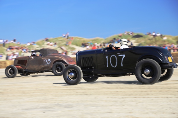 Bild: Ford Roadster (1932)