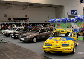 Ford Sierra (1982) - auch der Ford Sierra hat Oldtimer-Alter erreicht - an der Techno Classica Essen 2012