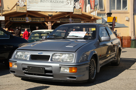 Ford Sierra Cosworth 2000 Turbo (1986) - rarer Youngtimer mit mächtigem Flügelwerk - Auto d'Epoca Padova 2015