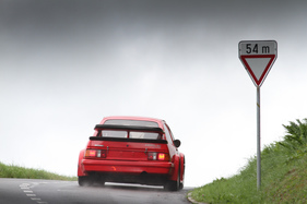 Ford Sierra RS 500 Cosworth (1987) - im Feld 1 (Tourenwagen und Vorkriegsfahrzeuge) an der Bergprüfung Altbüron 2015