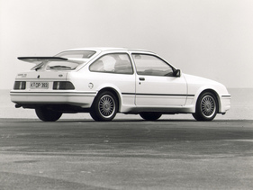 Ford Sierra RS Cosworth (1986) - mit noch gewagterem Flügel