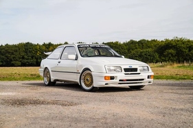 Ford Sierra RS500 (1994) - als Lot 315 angeboten anlässlich des Iconic Auctioneers "Silverstone Festival Classic Sale" am 25./26. August 2023
