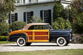 Ford Sportsman (1947) - versteigert an der Gooding & Company Amelia Island Auction vom 9. März 2012