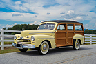 Ford Super DeLuxe Station Wagon (1947) - angeboten als Lot 211 an der RM/Sotheby's Versteigerung in Hershey am 11./12. Oktober 2018