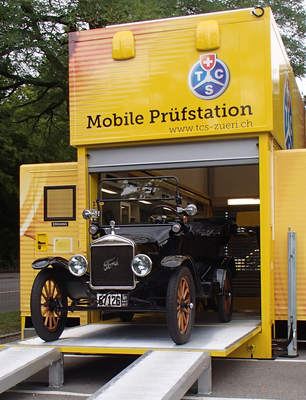 Ford T-Modell - in der Prüfstation des TCS