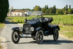 Ford T Runabout (1920) - als Lot 28 an der Artcurial "Succession André Lurton" Versteigerung 2020