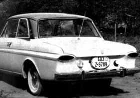 Ford Taunus 12 M (1962) - mit flacher Heckscheibe