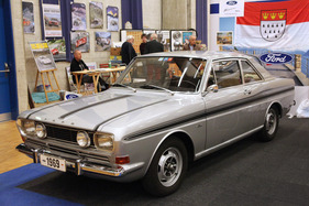 Ford Taunus 15 M RS (1969) - sportlich aufgemachtes Ford-Coupé - in der Club-Show - Oldtimer- und Teilemarkt Fribourg 2014