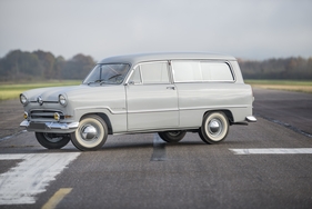 Bild Ford Taunus 15M Kombi Weltkugel (1957) - als Lot 180 im zweiten Teil der Fahrzeugauktion von Artcurial an der Rétromobile am 6. Februar 2015