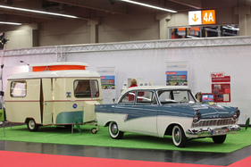 Ford Taunus 17M (1959) - mit passendem Wohnwagen (Retro Classics Bavaria 2017 in Nürnberg)