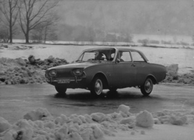 Ford Taunus 17M (1962) - Testfahrt in Lignières