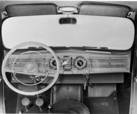 Ford Taunus (1951) - neu mit Schalthebel am Lenkrad