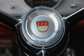 Ford Taunus 20M TS (1966) - Gekrönte Lenkradmitte