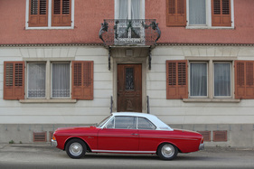 Ford Taunus 20M TS (1966) - Rot mit weissem Dach dürfte eine eher selten georderte Kombination gewesen sein Ford Taunus 20M TS (1966) - Rot mit weissem Dach dürfte eine eher selten georderte Kombination gewesen sein