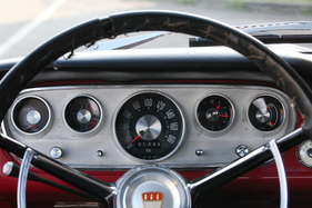Ford Taunus 20M TS (1966) - Schlichtes Cockpit