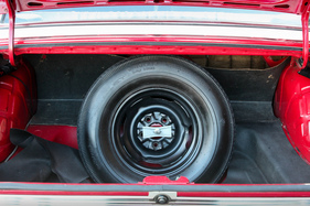 Ford Taunus 20M TS (1966) - Trotz Reserverad im Kofferraum noch ausreichend Platz