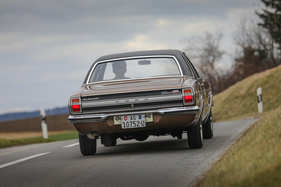 Trotz Schraubenfedern an der Hinterachse liess der Fahrkomfort anfangs arg zu wünschen übrig