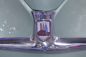 Ford Taunus G73C Spezial Cabriolet (1950) - Markenzeichen - Bremen Classic Motorshow 2019