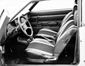 Ford Taunus S (1976) – "sportliche" Sitze mit Kunstlederwagen und zwei farblich abgesetzten Streifen