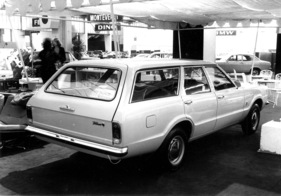 Ford Taunus Turnier - Modifikationen an Karosserie und Interieur für das 74-er-Modell - am Genfer Automobilsalon 1974