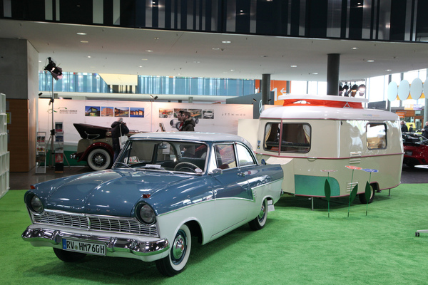 Image: Ford Taunus with caravan from the Hymer Museum - Retro Classics Stuttgart 2018