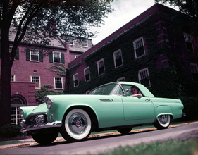 Ford Thunderbird (1955) - Wunderschön in lindgrün