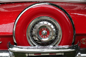 Ford Thunderbird (1955) - am Concours d'Excellence Luzern am 17. September 2016