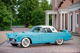 Ford Thunderbird (1956) - angeboten als Lot 110 an der Versteigerung von RM Auctions in London am 31. Oktober 2012