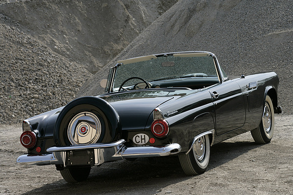 Ford Thunderbird (1956) - glänzt und strahlt wie am ersten Tag