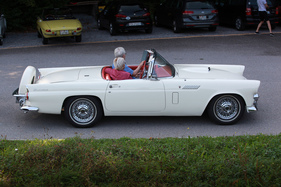 Ford Thunderbird (1956) - mit dem Continental Kit - Dolder Classics September 2020 Ford Thunderbird (1956) - mit dem Continental Kit - Dolder Classics September 2020