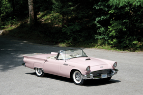 Ford Thunderbird (1957) - als Lot 167 an der RM Auction Hershey vom 9./10. Oktober 2014