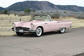 Ford Thunderbird (1957) - als Lot 6053 an der RM-Versteigerung in Auburn (31.5.-1.6.2019)