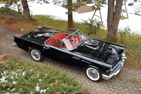 Ford Thunderbird (1957) - angeboten an der Versteigerung der Oldtimer Galerie am 23. April 2016 in Toffen