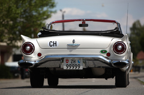 Ford Thunderbird (1957) - bereit zum Cruisen