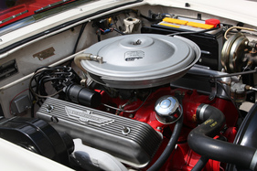 Ford Thunderbird (1957) - ein V8 traditioneller Prägung