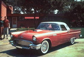 Ford Thunderbird (1957)