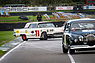 Ford Thunderbird (1959) Tom Kristensen ist mit Gegensteuern am Anschlag – Goodwood Revival 2025 (© Stuart Adams, 2025) Ford Thunderbird (1959) Tom Kristensen ist mit Gegensteuern am Anschlag – Goodwood Revival 2025 (© Stuart Adams, 2025)