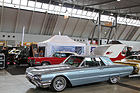 Image: Ford Thunderbird (1964) - with 6.4-liter V8 engine, offered for EUR 25,000 (Retro Classics Stuttgart 2018)