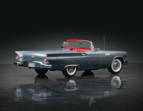 Ford Thunderbird Convertible (1957) - versteigert als Lot 101 an der RM Auction "Don Davis Collection" am 27. April 2013