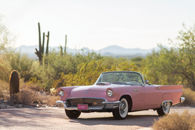 Ford Thunderbird 'D-Code' (1957) - als Lot 164 an der RM/Sotheby's Arizona Versteigerung 2017 angeboten