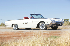 Ford Thunderbird 'M-Code' Sports Roadster (1963) - angeboten als Lot 06 an der RM-Versteigerung vom 16./17. Januar 2014 in Arizona Ford Thunderbird 'M-Code' Sports Roadster (1963) - angeboten als Lot 06 an der RM-Versteigerung vom 16./17. Januar 2014 in Arizona