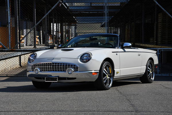 Ford Thunderbird Speedster (2002) - als Lot 168 angeboten an der Versteigerung der Oldtimer Galerie in Toffen am 26. März 2022