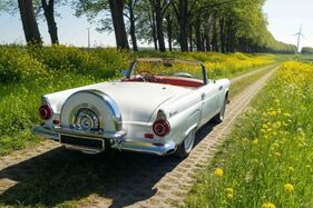 Ford Thunderbird - angeboten durch Route66