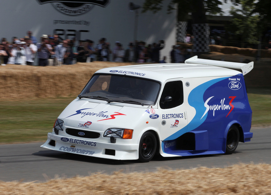 Ford Transit SuperVan 3 (1994) - Formel-1-Technik im Lieferwagen, zu sehen in Goodwood