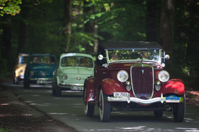 Ford V 8 (1934) am OiO (Oldtimer in Obwalden) 2013 