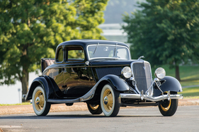 Ford V-8 DeLuxe Five-Window Coupe (1934) - angeboten als Lot 374 an der RM/Sotheby's Versteigerung in Hershey am 10./11. Oktober 2019