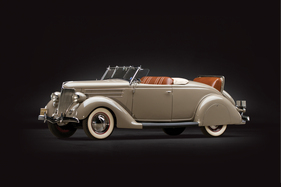 Ford V-8 DeLuxe Roadster (1936) - als Lot 109 an der RM Auction Sam Pack am 14./15. November 2014