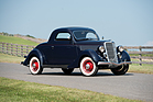 Ford V-8 DeLuxe Three-Window Coupe (1935) - als Lot 219 an der RM Auction Hershey vom 9./10. Oktober 2014